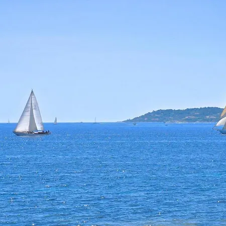 Apartamento Panoramic Ste Maxime. Heated Pool.