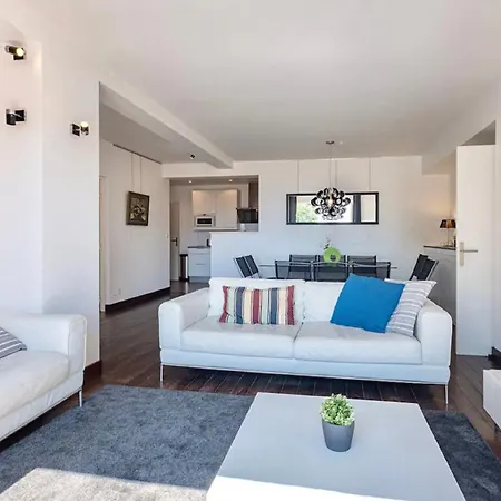 Panoramic Ste Maxime. Heated Pool. Apartment