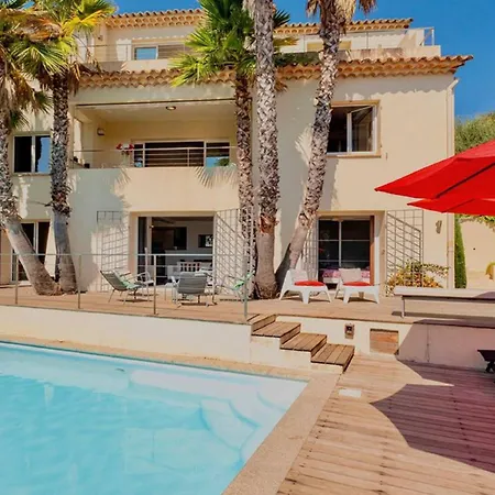 Apartment Panoramic Ste Maxime. Heated Pool.